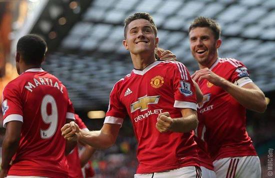 一个残酷的 一个残酷的