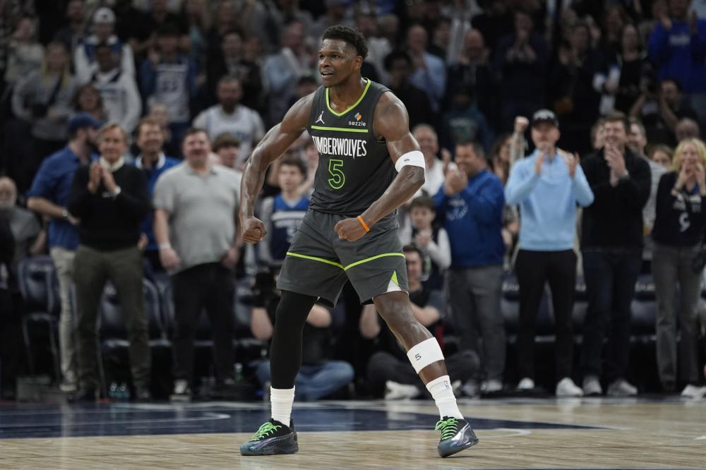 成为赛场上 成为赛场上